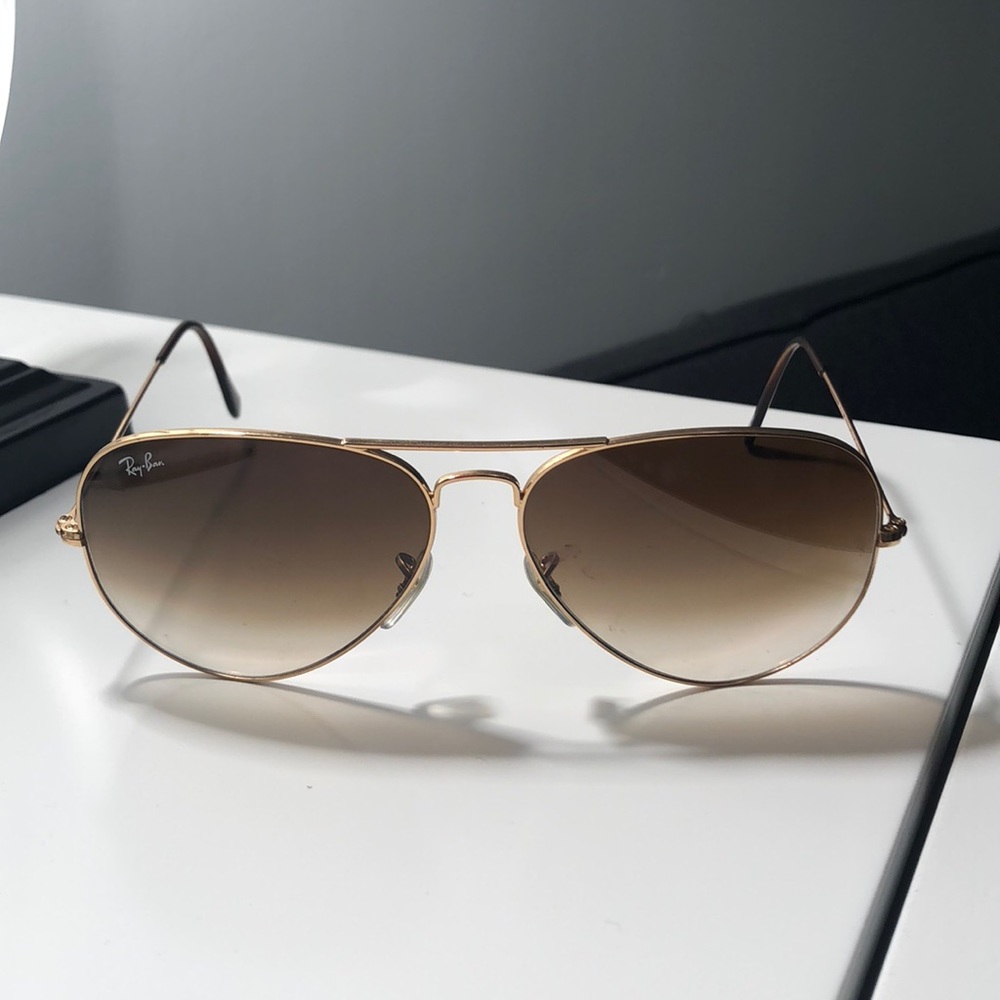 Large Ray Ban Aviator